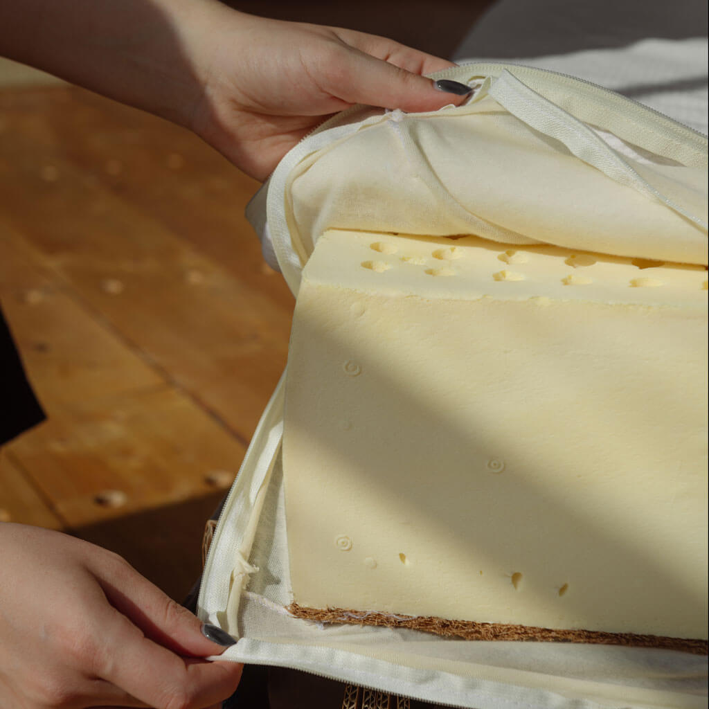 ROOM IN A BOX sustainable natural latex mattress