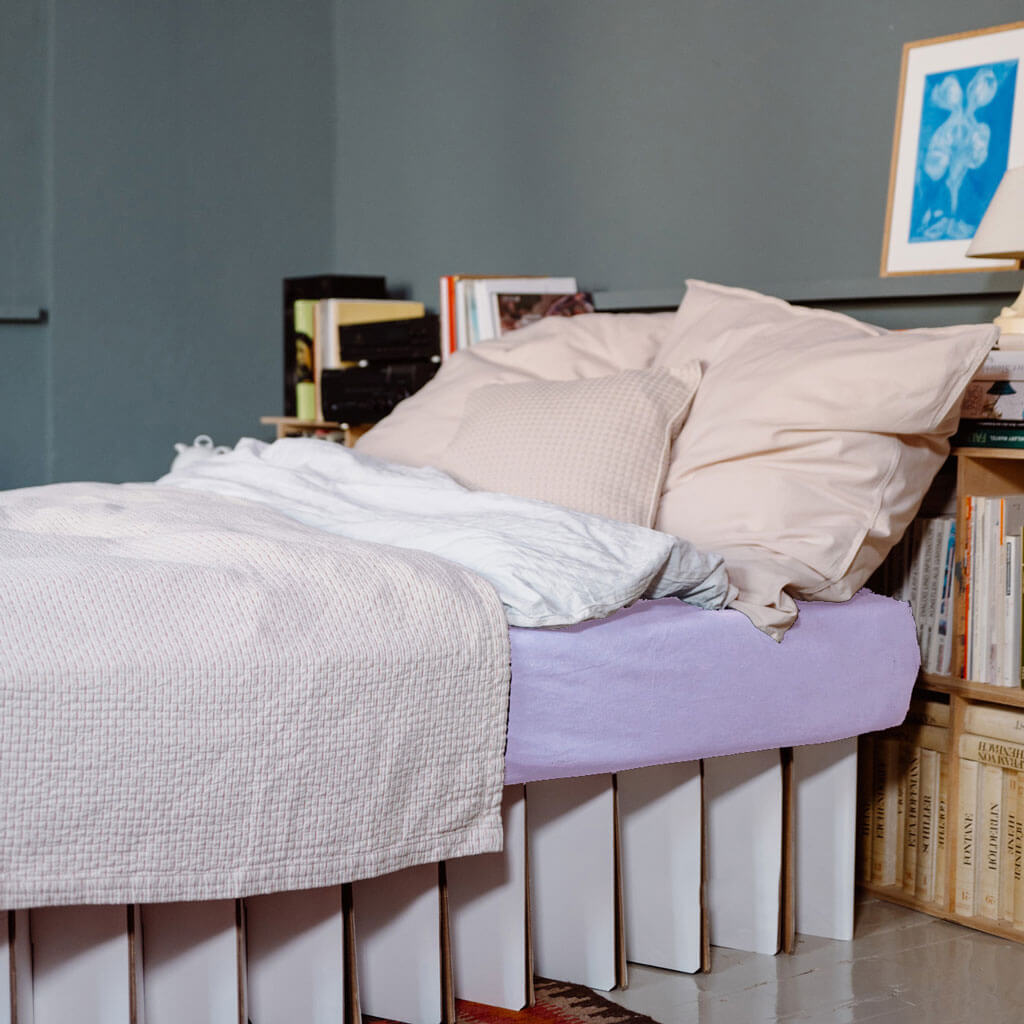 RIAB Organic Cotton Fitted Sheet in lilac