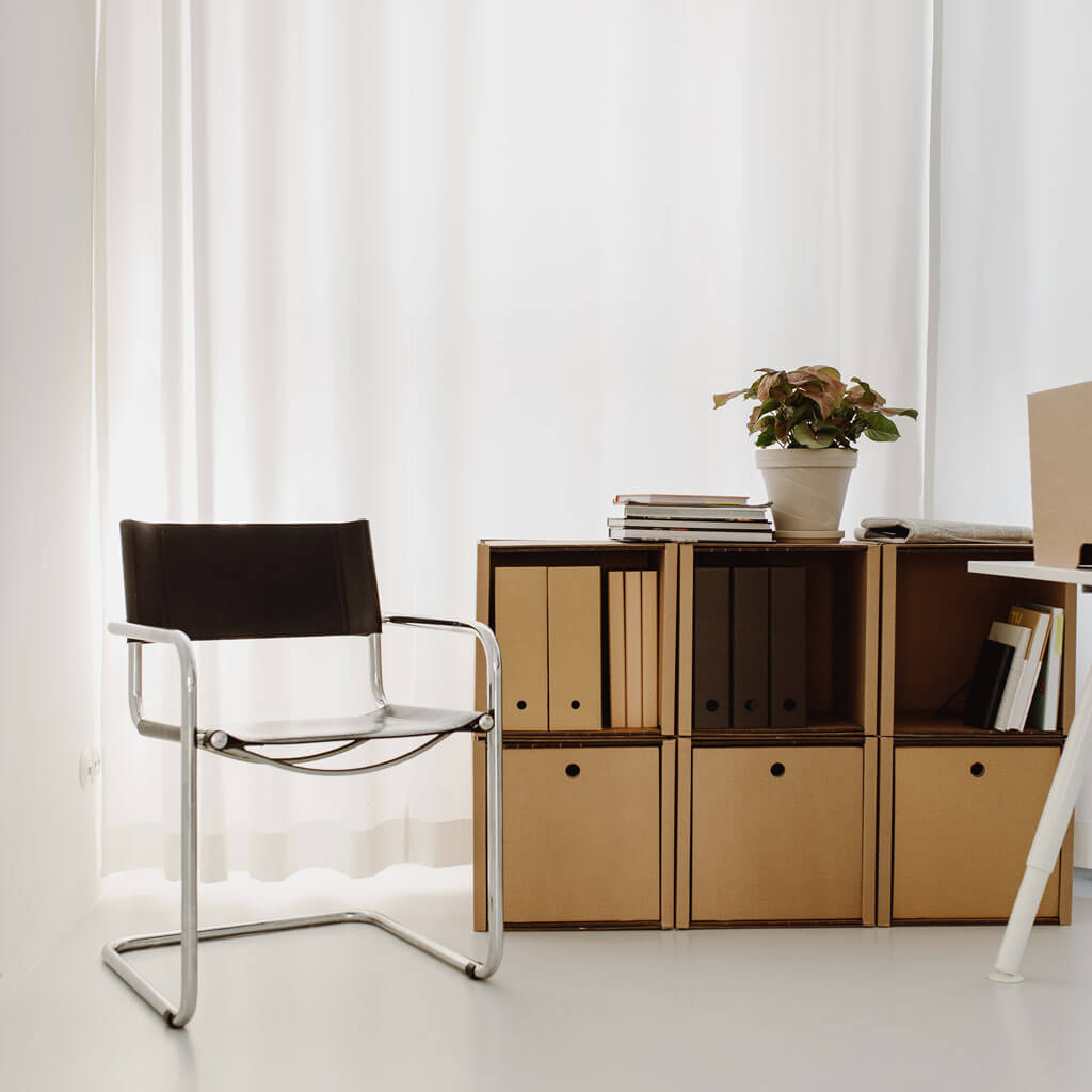 ROOM IN A BOX modular shelving system as office shelf