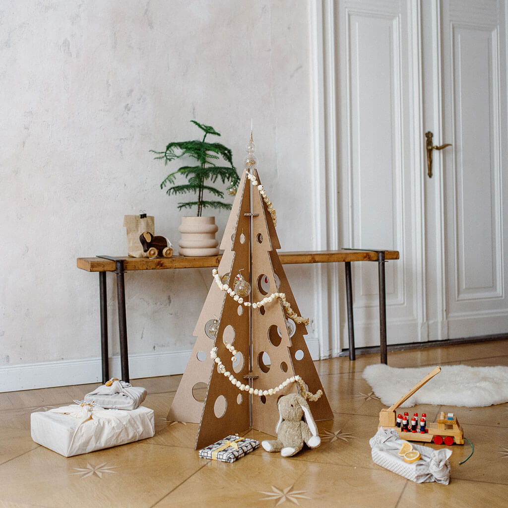 ROOM IN A BOX - Zero Waste Christmas Tree made from sustainable cardboard decorated with presents